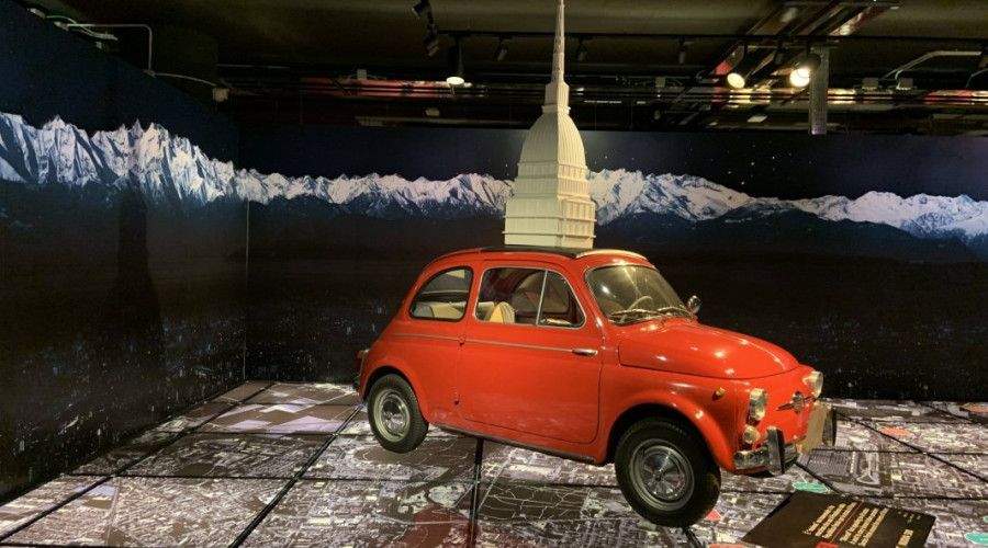museo-auto-torino-somewheretour-distretto-lingotto-fiat-500.jpg