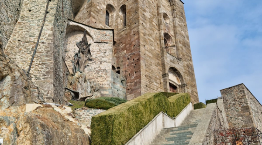 sacradisanmichele-torino-somewheretour-6.png
