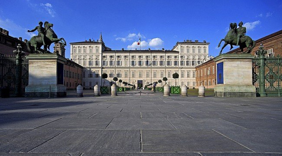 somewheretour-torino-city-tour-piazza-castello.jpg