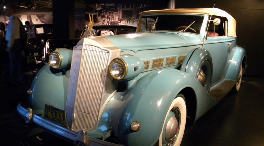 team-building-torino-museo-auto-eventi.jpg