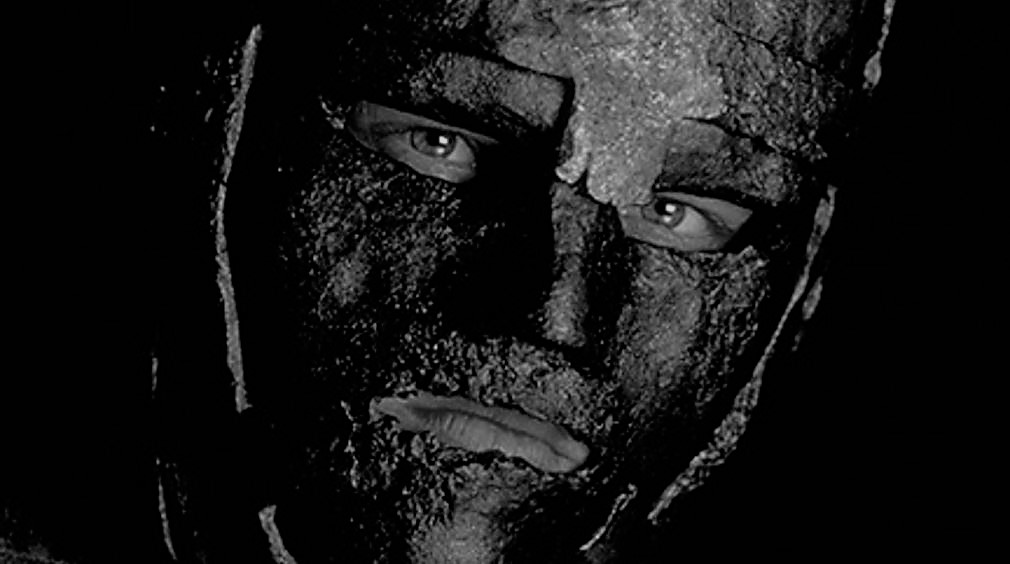 La leggenda della Maschera di Ferro. SvelaTo by Somewhere Le