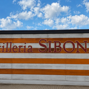 Distilleria Sibona </br> Tra alambicchi, botti e antiche alchimie 