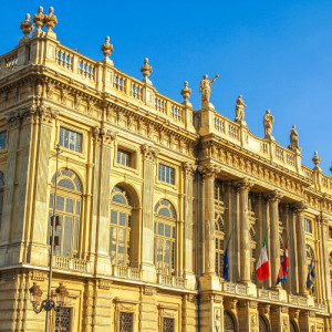 Il trionfo delle rose<br>Tra Palazzo Madama e Venaria Reale</br>