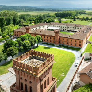 Storie a Corte<br> Giardini Reali e borghi storici<br>Da Govone a Pollenzo</br>