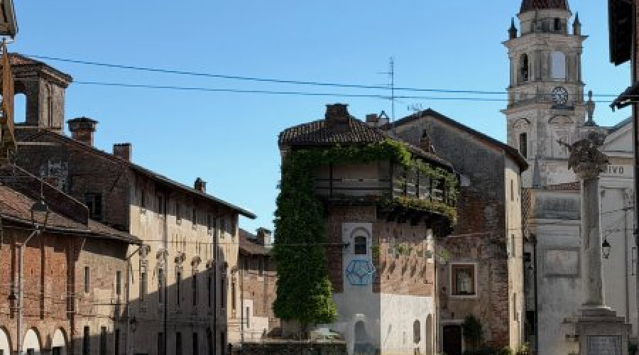 castello-di-buronzo-3.jpeg