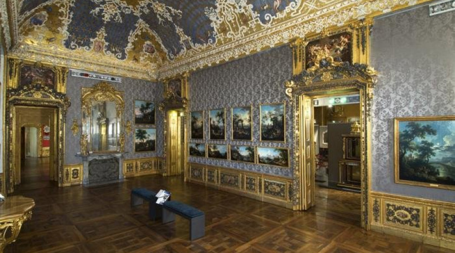 interno-palazzomadama-23.jpg