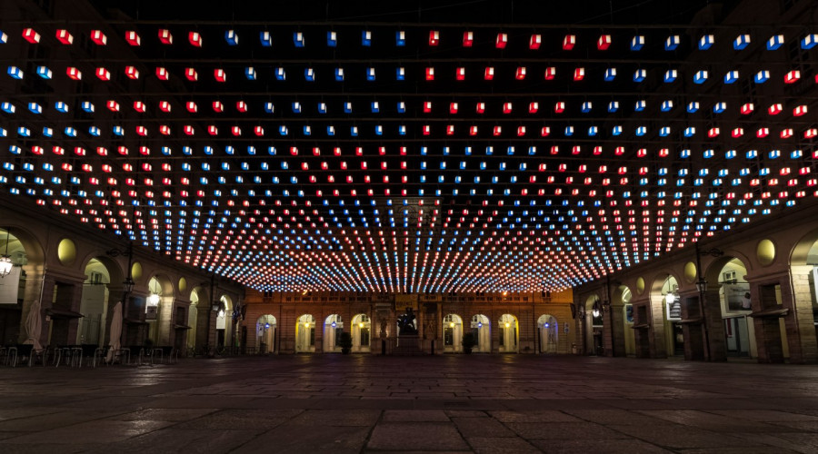 luci-artista-piazza-municipiotorino.jpg