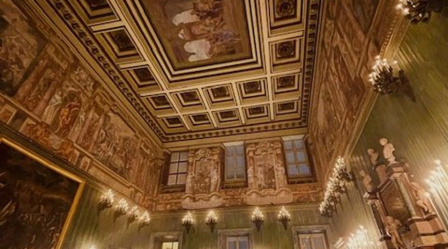 palazzo-reale-torino-somewheretour-salone-svizzeri.jpeg