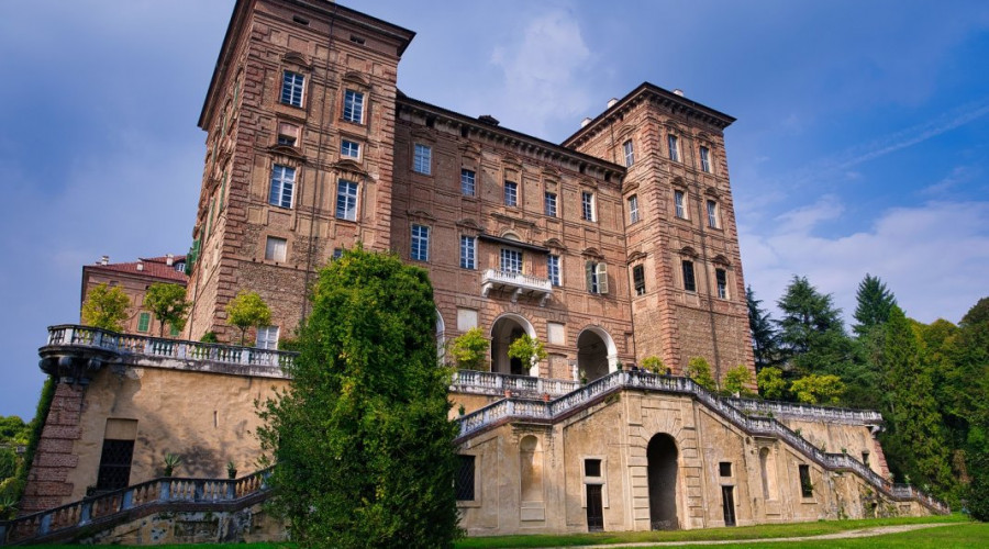 shutterstock1902763033castello-aglielow-6972.jpg
