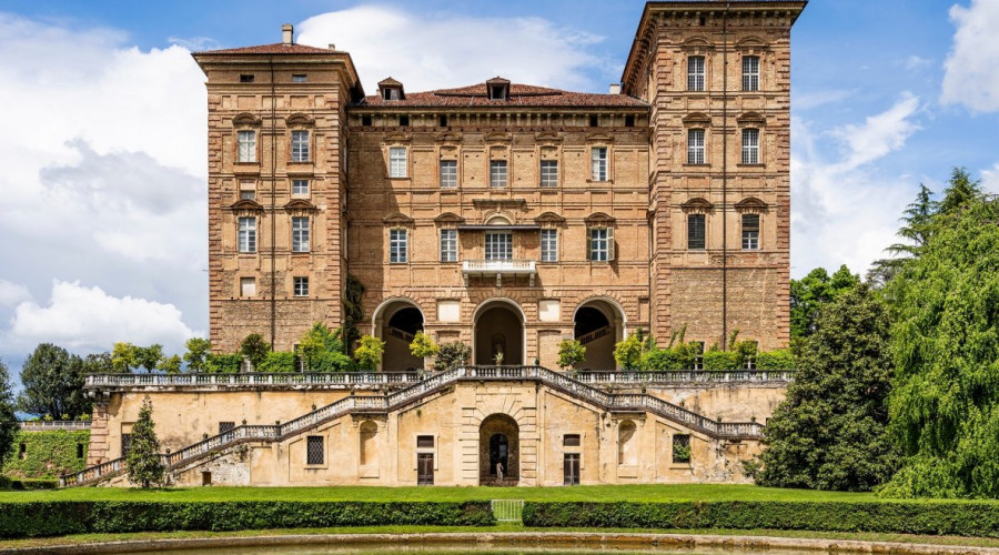 shutterstock2154091167castello-aglielow-6876.jpg