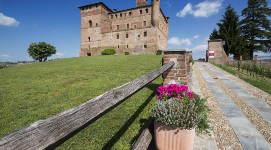 somewheretour-langhe-castelli-weekend-grinzane-cavour-museo-open-air.jpg