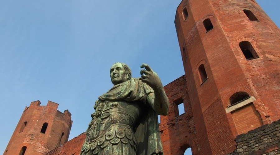 somewheretour-torino-city-tour-con-degustazioni-area-archeologica.jpg