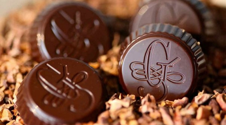 somewheretour-torino-city-tour-con-degustazioni-cioccolatini.jpg