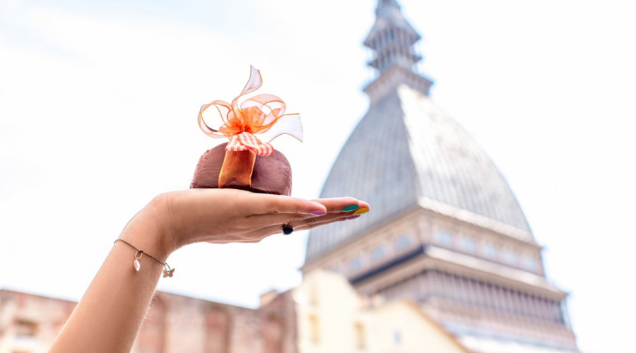 somewheretour-torino-city-tour-con-degustazioni-mole-antonelliana.jpg
