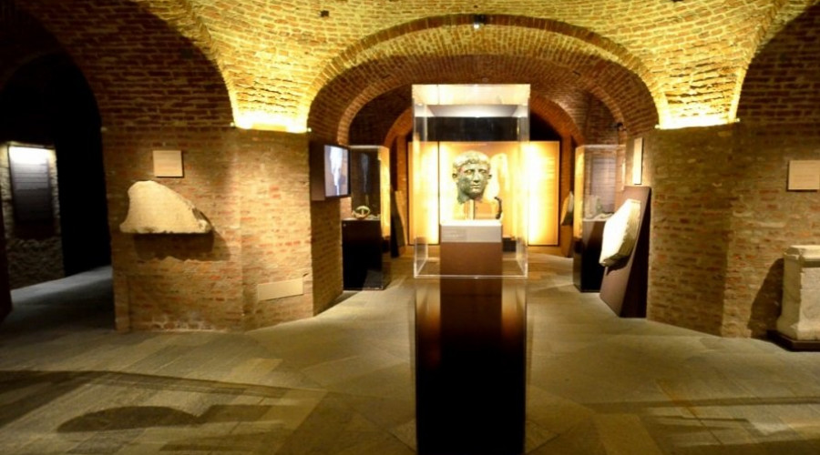 somewheretournotteromanaantichita-10.jpg