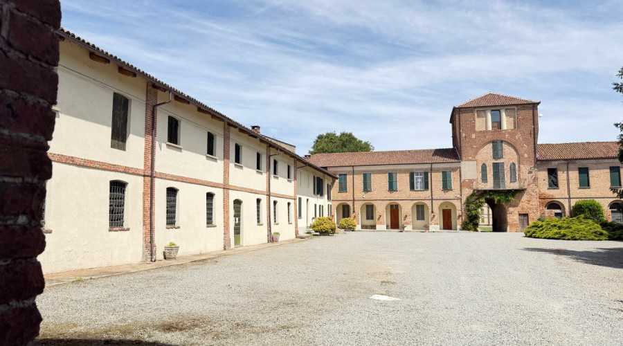 tenuta-darola-trino-1.jpeg