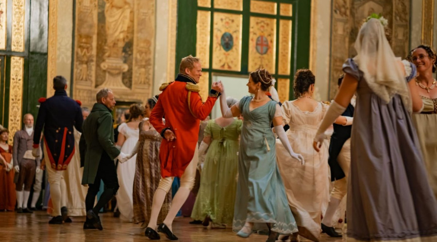 torin1806balloapalazzosomewheretours-4.jpeg